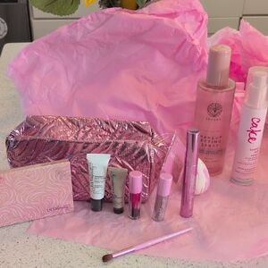 ULTA BUNDLE Makeup Set with Setting Spray, Lots Of Other Stuff